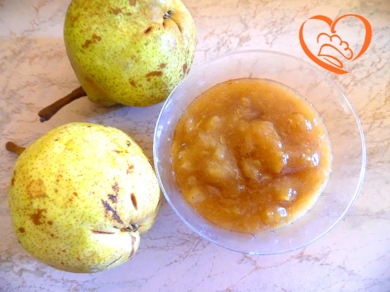 Composta di pere e uva bianca