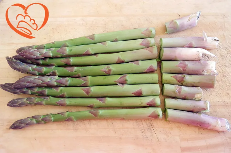 CUOCERE_ASPARAGI_1_.JPG