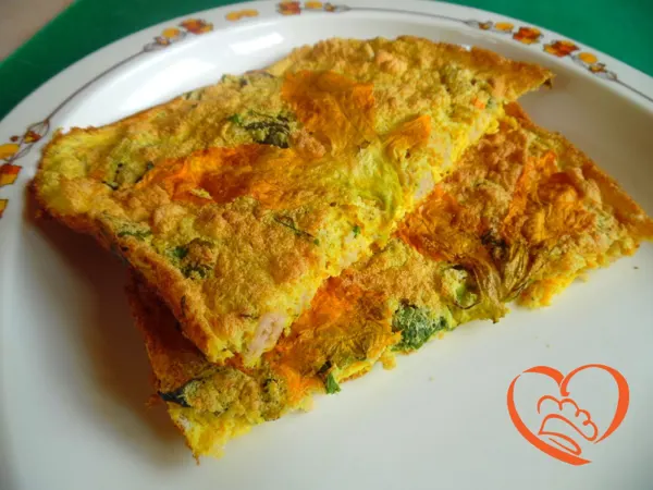 Frittata con salmone e fiori di zucca