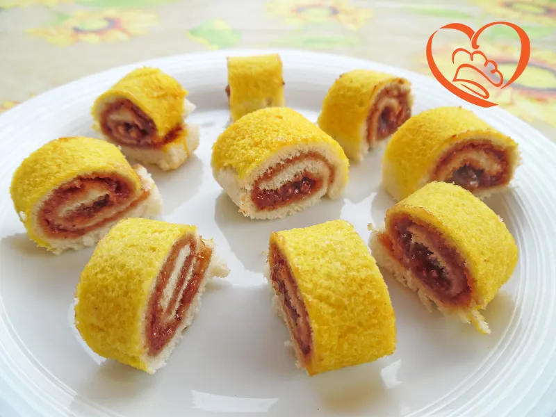Minirotolini di pancarre’ al forno con crema alle nocciole