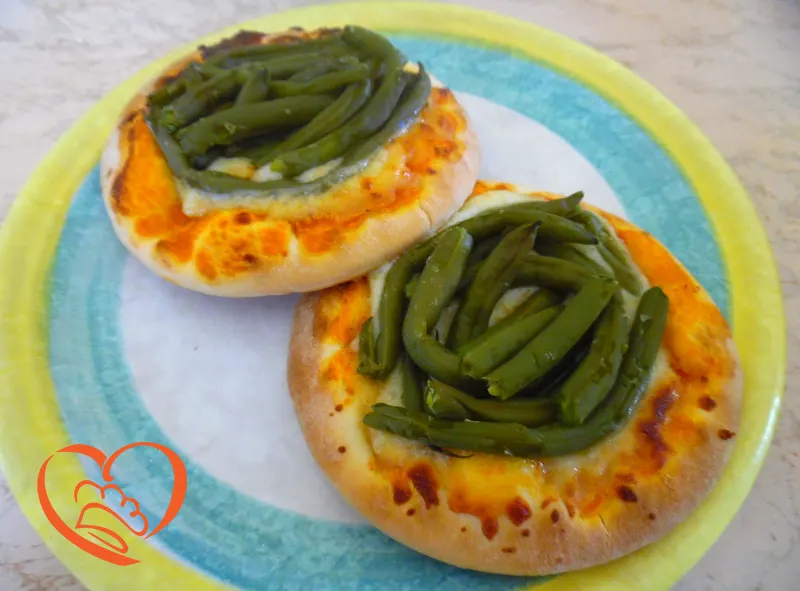 Pizza con fagiolini
