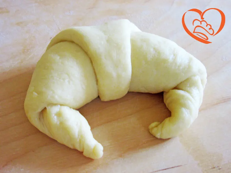 TUTORIAL_CROISSANT_SACCOTTINI_11_.JPG