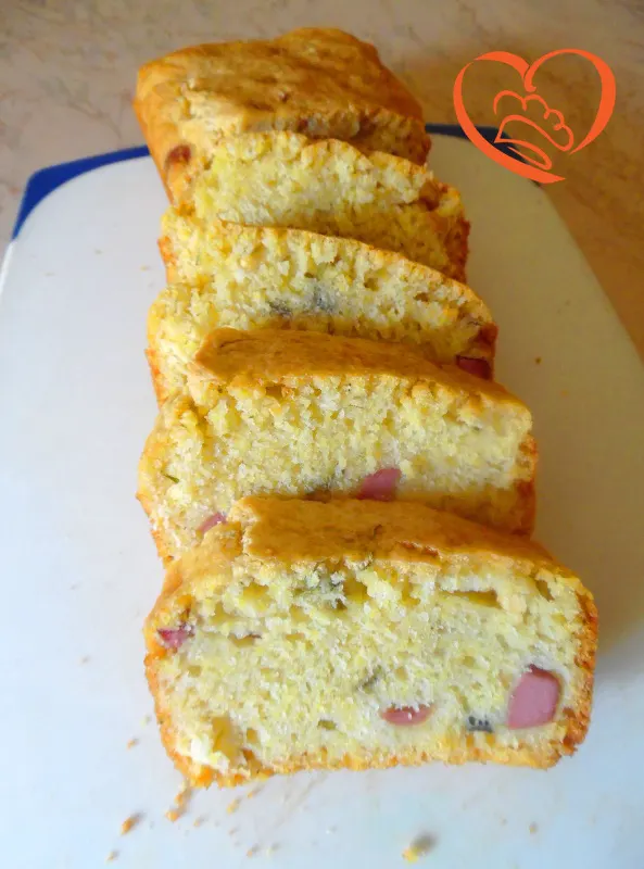 Plumcake prosciutto cotto ed erbe